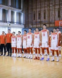  曼城亿欧先生终破荒 格瓦迪奥尔处子球救主  