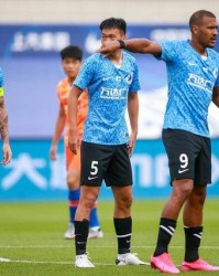  升班马海登海姆坚韧防守，客场抢关键分  